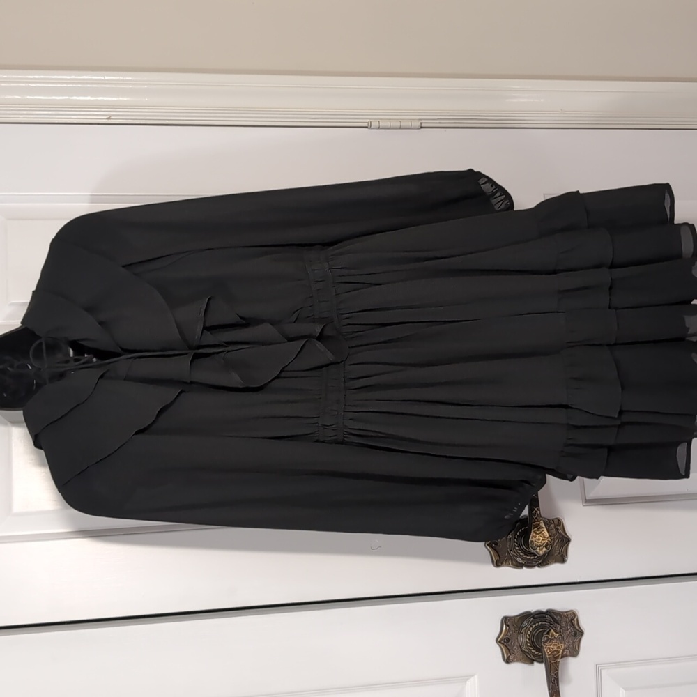 Abercrombie And Fitch Black Ruffle Mini Dress NEW Size MT - Picture 7 of 13